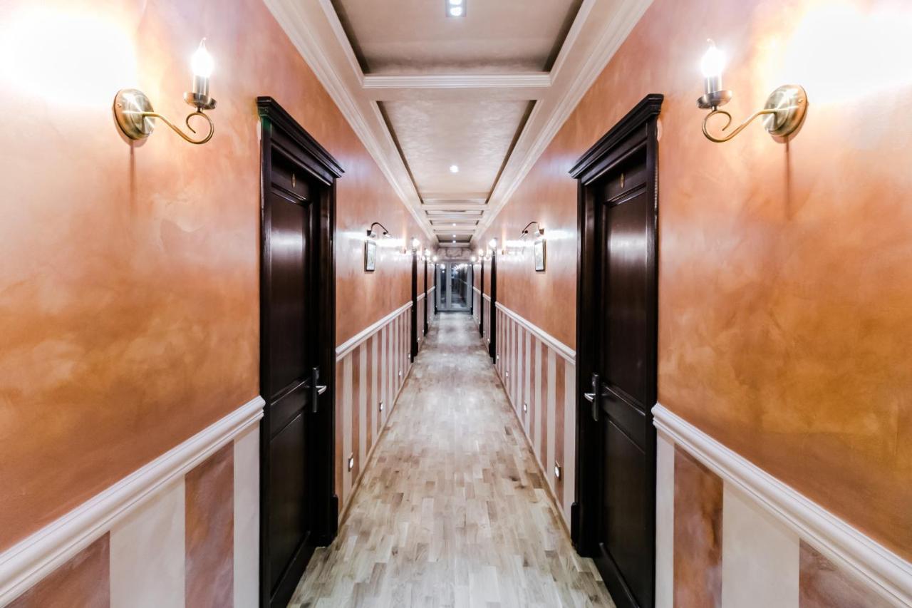 Hotel Marina Pucioasa Bagian luar foto